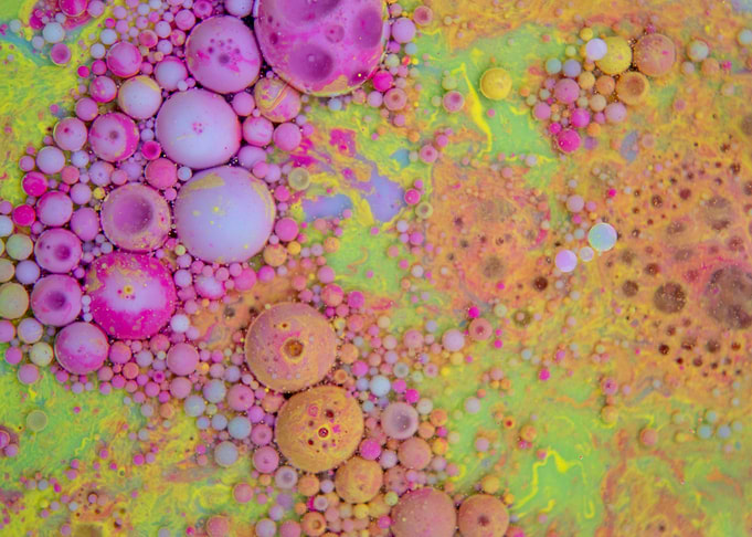 Bubbles Art Mika