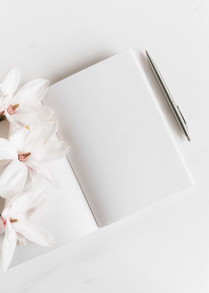 Minimal stationery