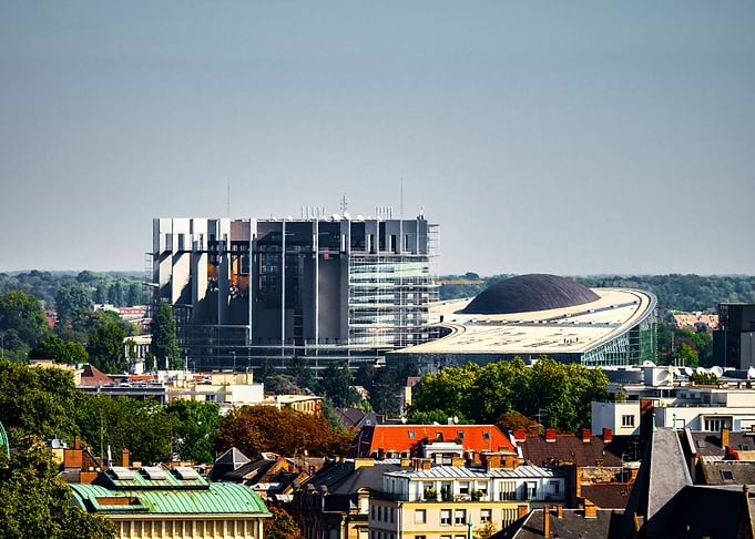 Strasbourg top