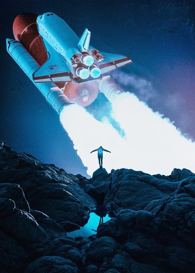 Spaceship fly away