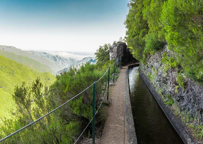 Levada do Alecrim footpath