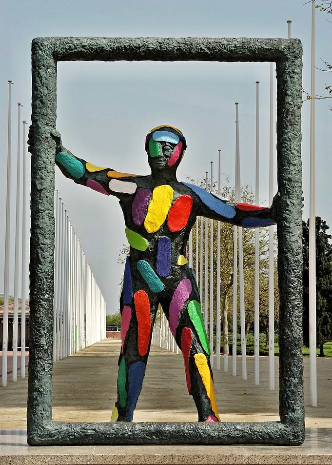 Color man 02
