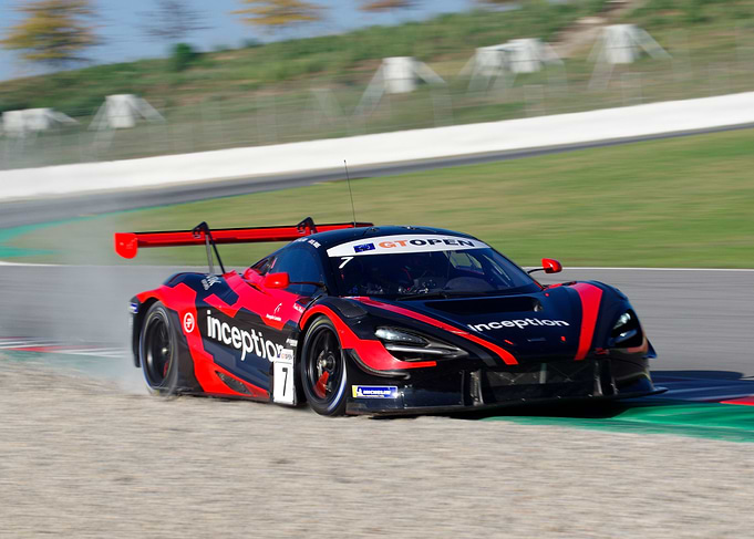 McLaren Full Speed