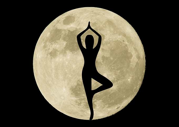Full Moon Yoga Vrikshasana