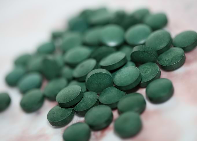 Spirulina platensis pills