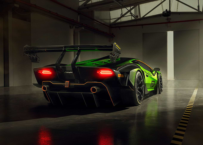 Lamborghini Essenza Back