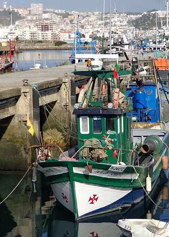 Colorful fishing boat 01