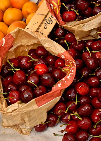 Fresh cherries