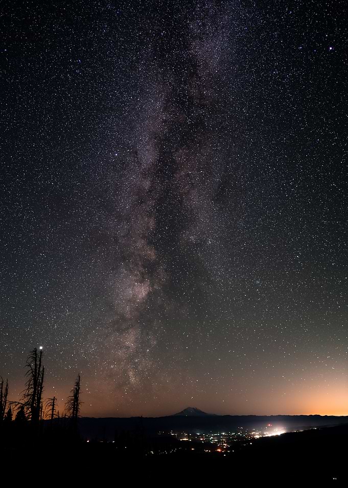 Mt Adams and the Milky Way