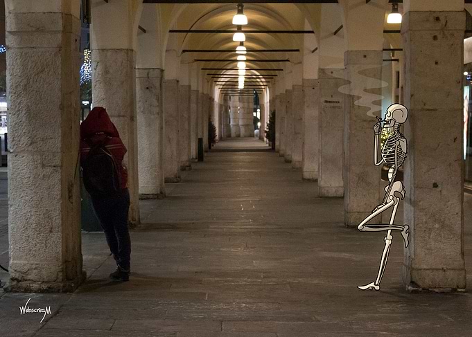 Busy Skeletons Smoker