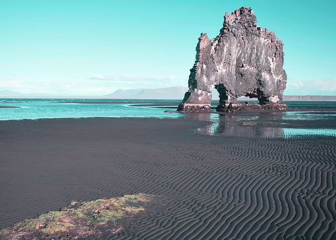 beach minimal
