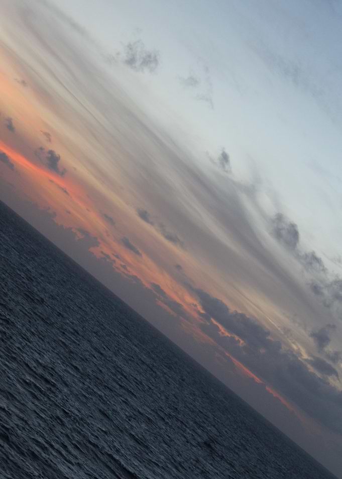 Tilt your Head Sunset
