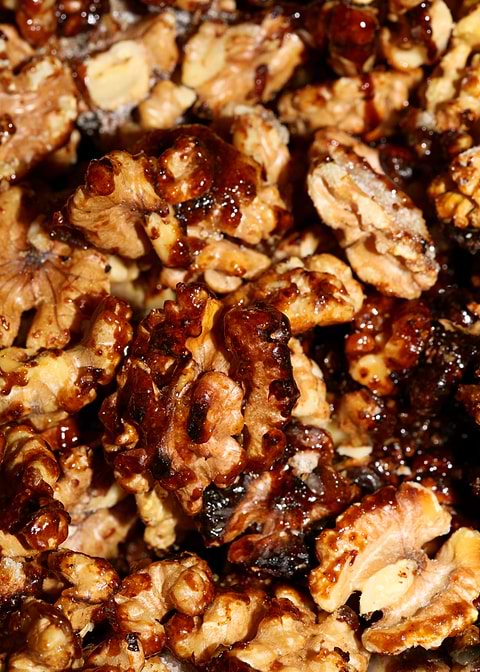 Caramelized nuts macro