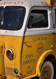 Vintage Whiskey van