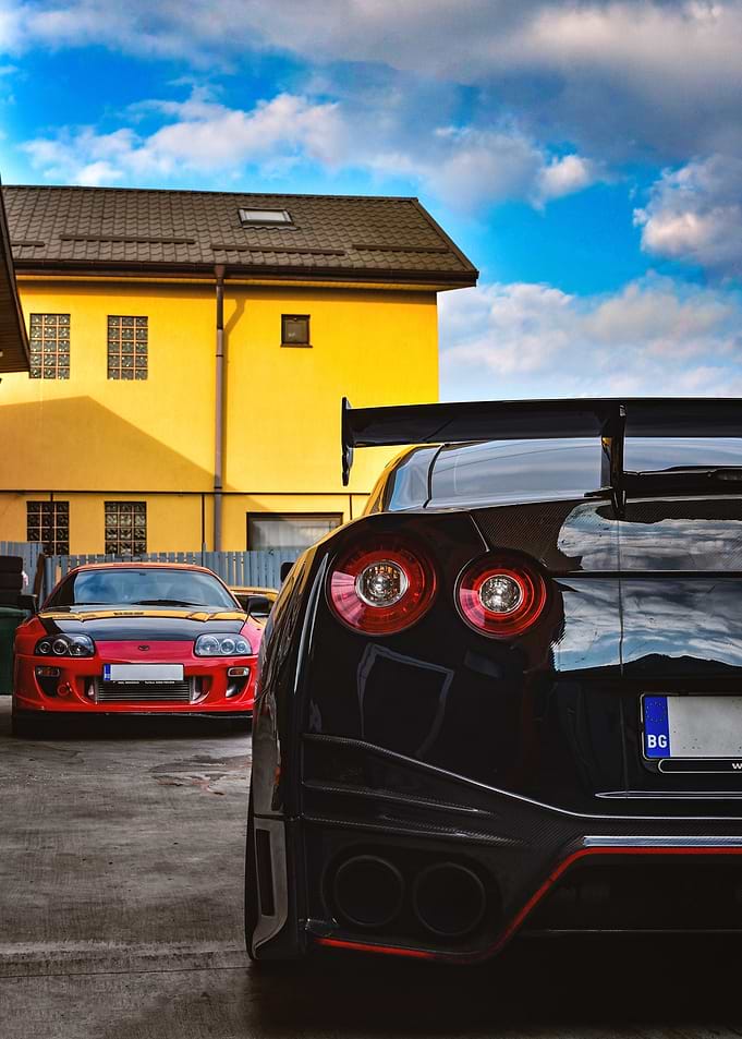 Supra vs GTR