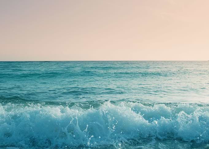 Pastel Ocean Waves Dream 1