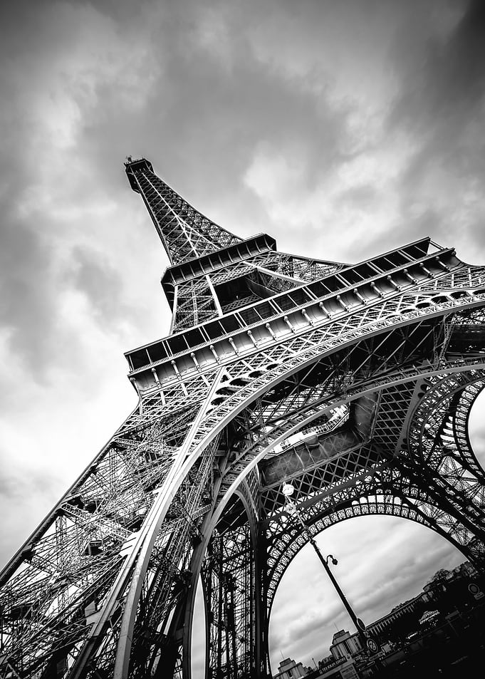 eiffel tower paris