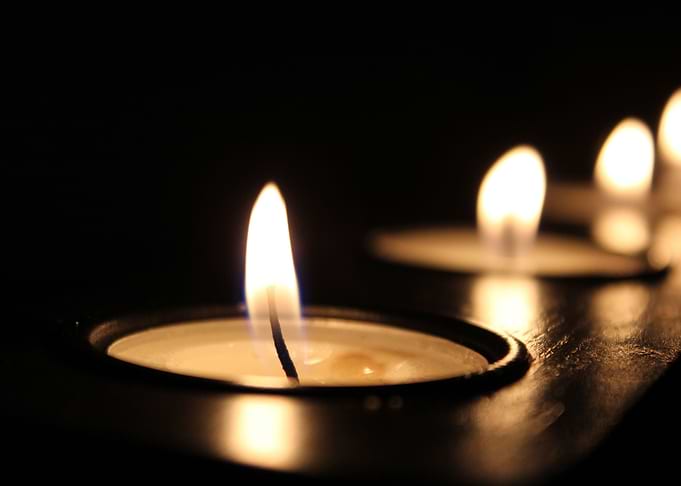 Tea light candles