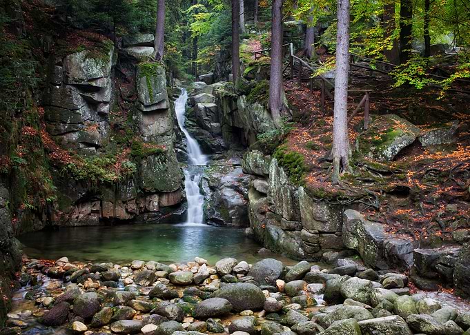 Podgorna Waterfall