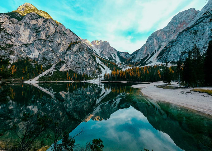 Beautiful Lake Scene