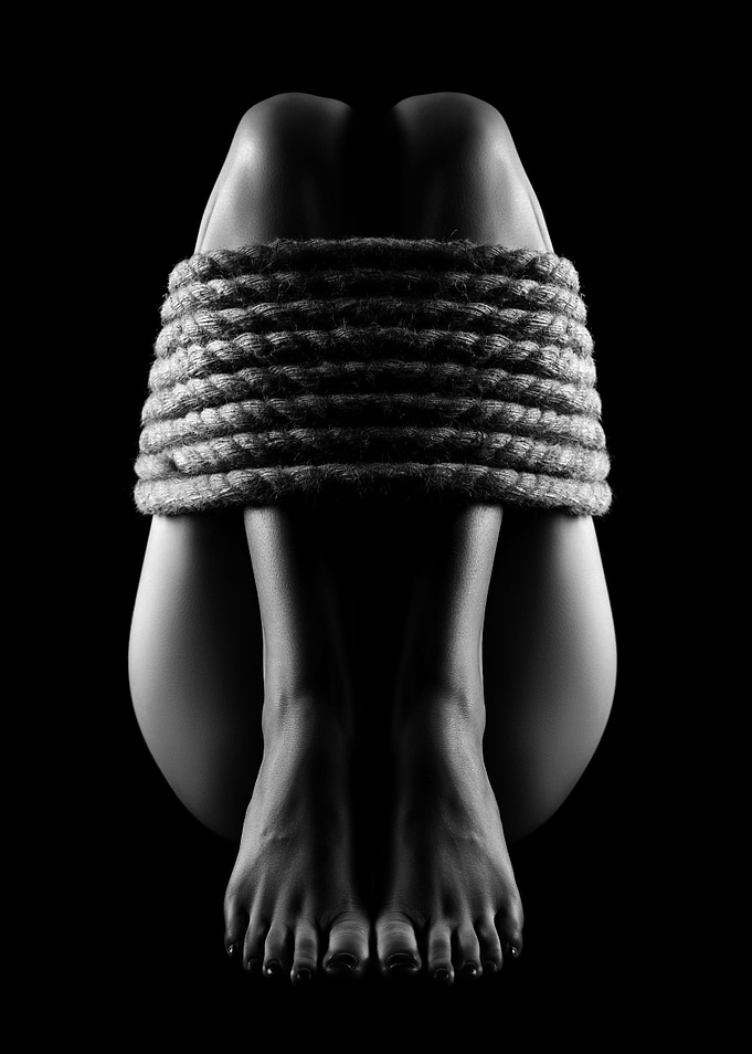 Nude Woman bondage 3
