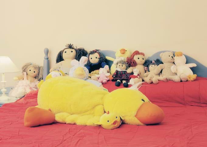 Dolls collection bed toys