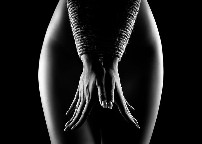 Nude Woman bondage 4