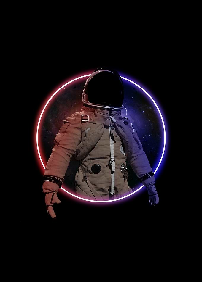 Circle Fantasy Astronaut