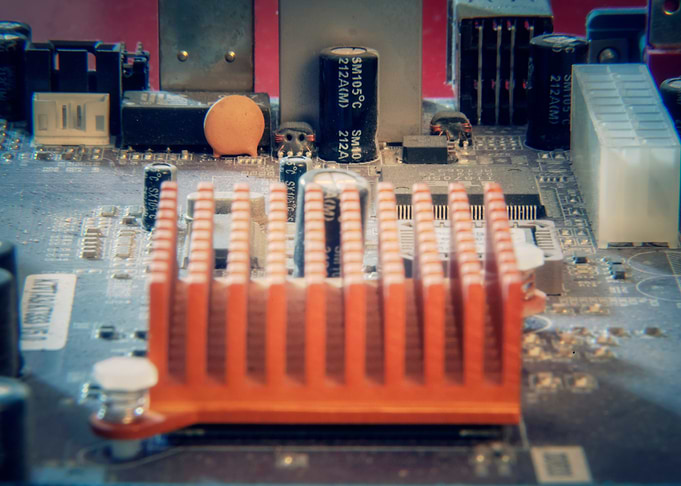 Circuits tech above angled