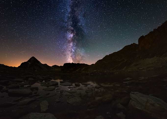Stars reflection on lake