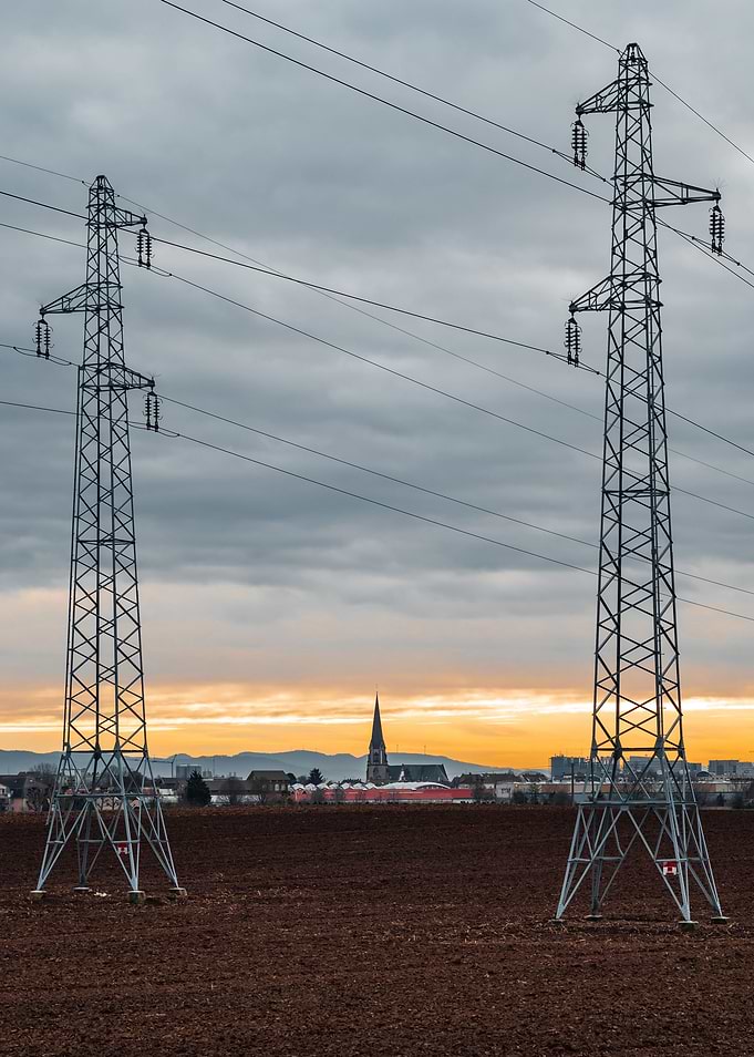 Mast of electricity