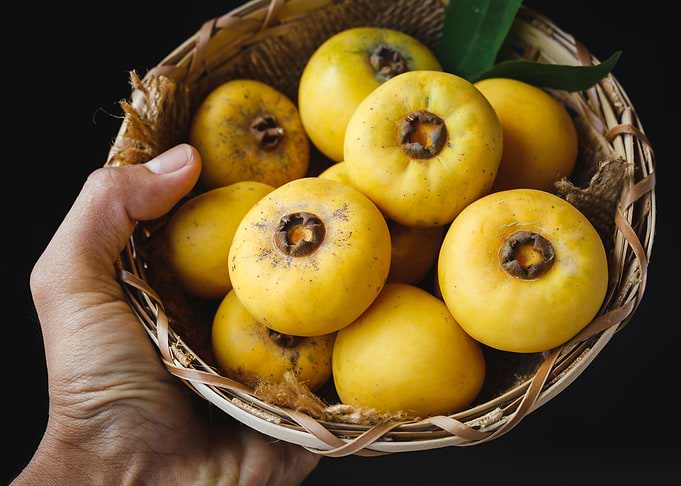 Fresh Gold apple fruit