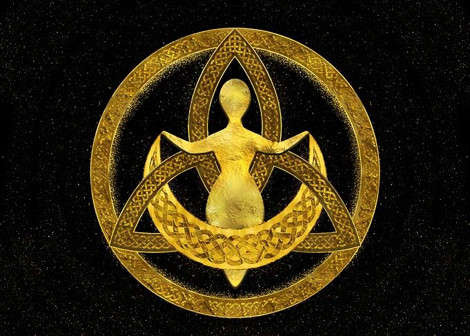 Triquetra Moon Goddess