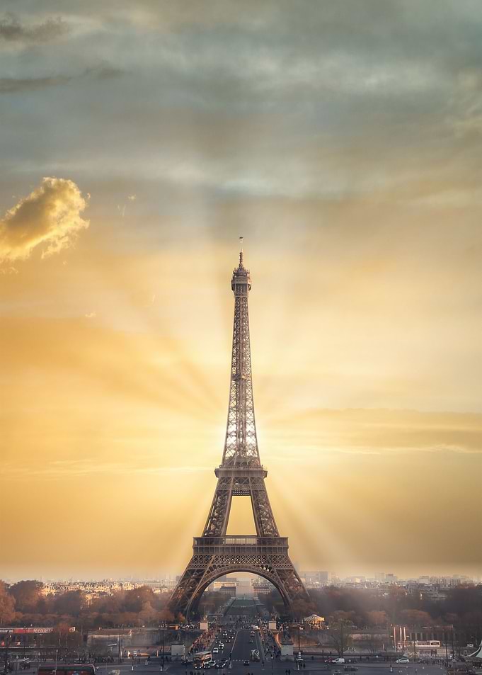 paris eiffel tower