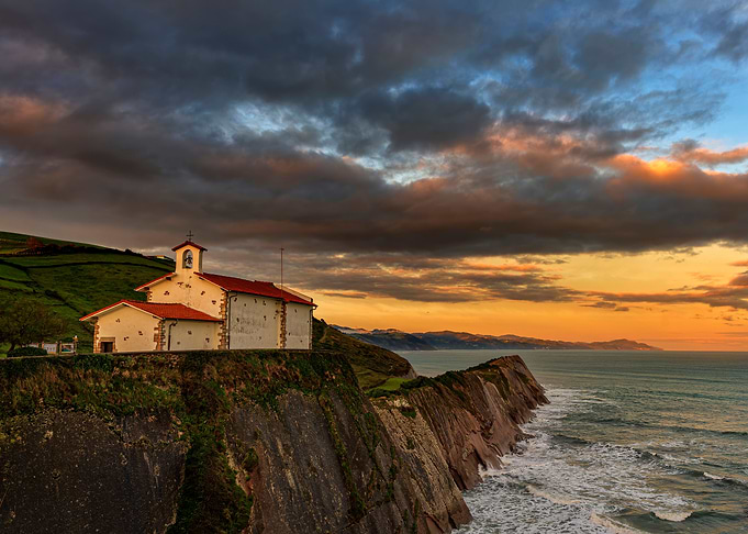 Hermitage Sunrise Temple