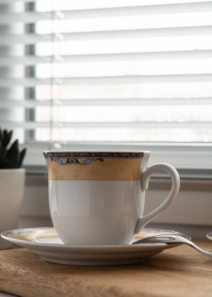 Coffee cup