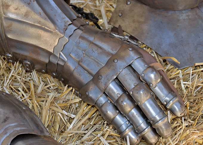 The knights hand 02
