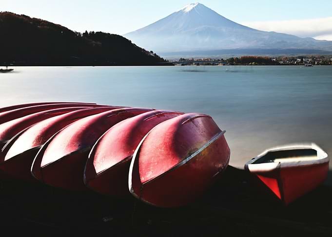 Mt Fuji background