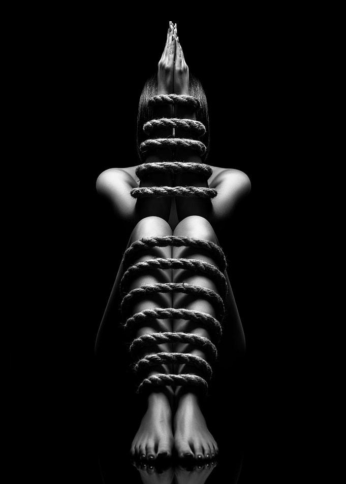 Nude Woman bondage 6