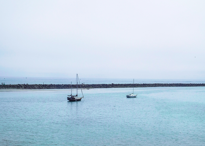 two boat blue beach cloud