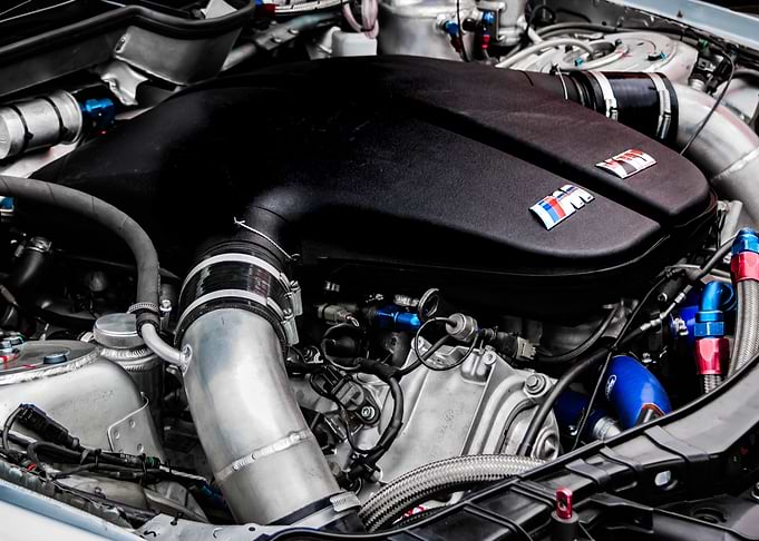 Showpiece engine