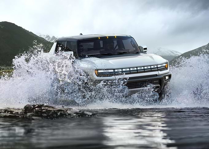 GMC hummer ev 2022 river