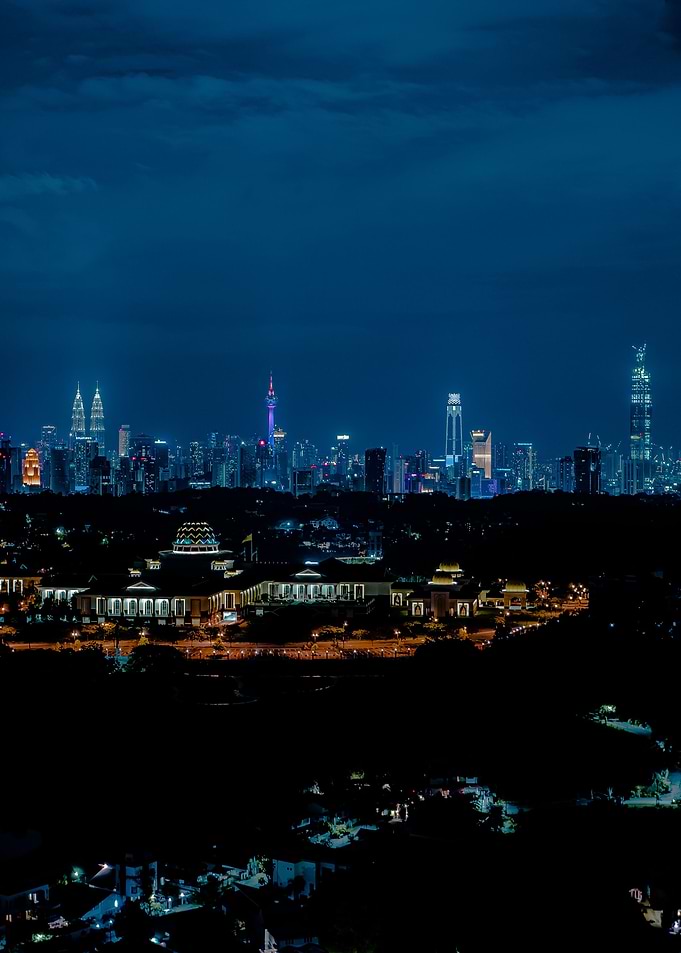 city in the horizon