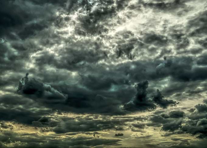Unsettled cloud formations