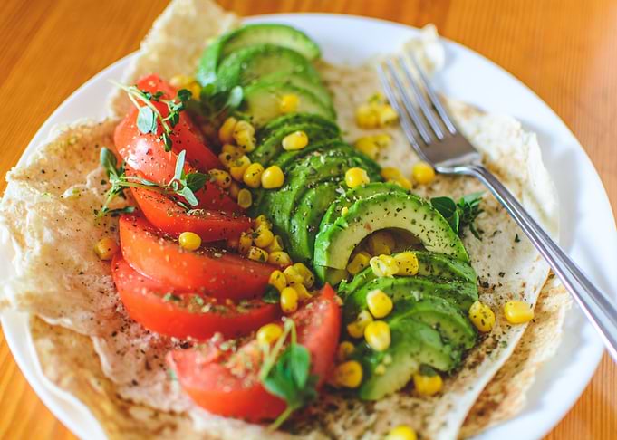 food fish tomato red green