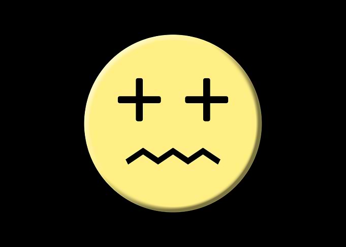 Emoji dead face pale yello
