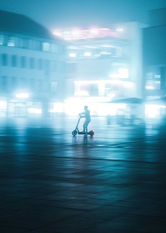 Blur race kid