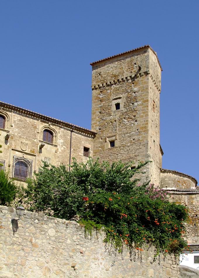 Trujillo Castle 01