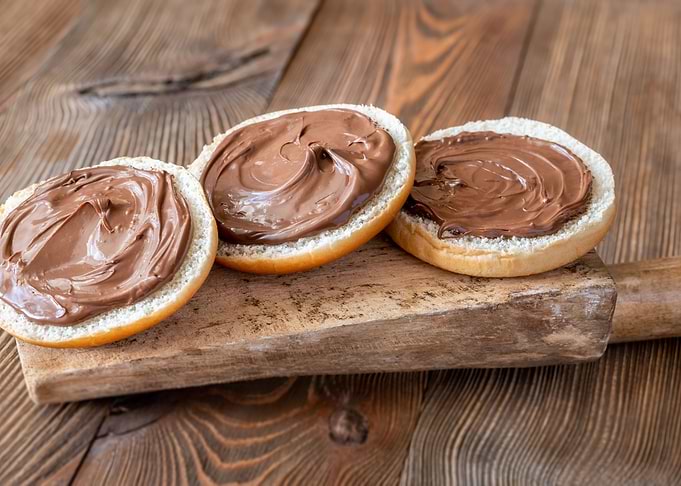 Chocolate paste
