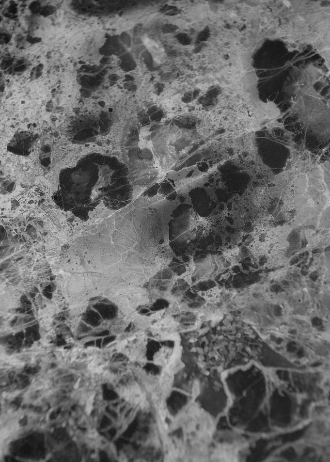 Gray Black Marble Delicado